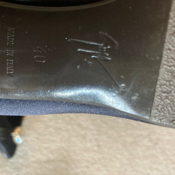 Giuseppe Zanotti - Picture 1 of 3